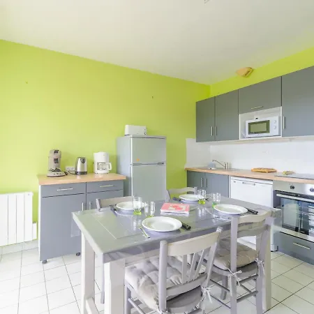 T2 Bis Avec Apercu Mer, Piscine, Parking Prive A 100m - - Fr-1-535-29 Apartment